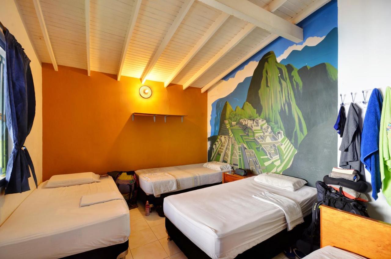 Hostel The Wandering Paisa Medellín Exterior foto