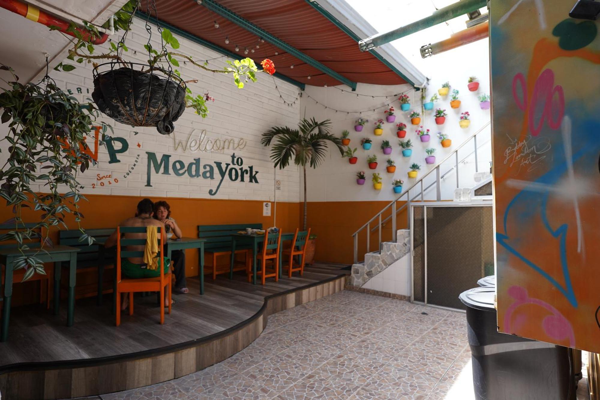 Hostel The Wandering Paisa Medellín Exterior foto