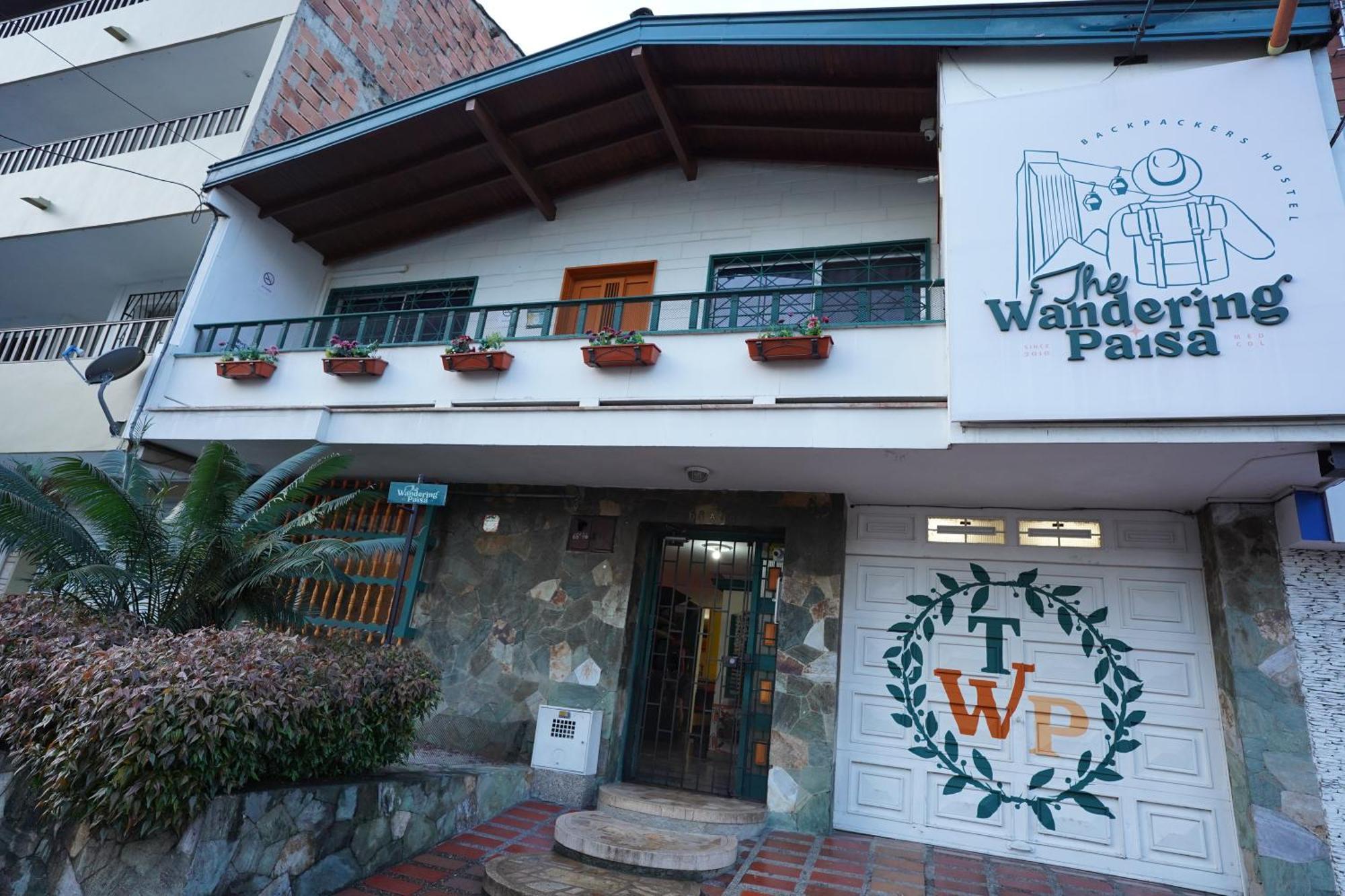 Hostel The Wandering Paisa Medellín Exterior foto